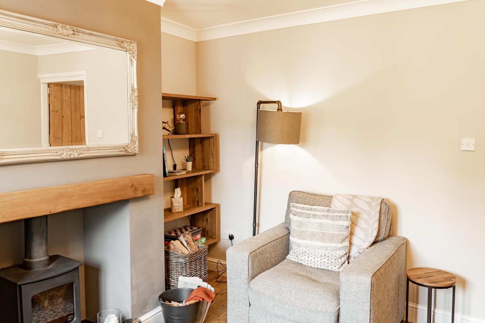 Cosy 2 Bed Cottage In Charming Village Of Christleton - For Up To 5 Exterior photo